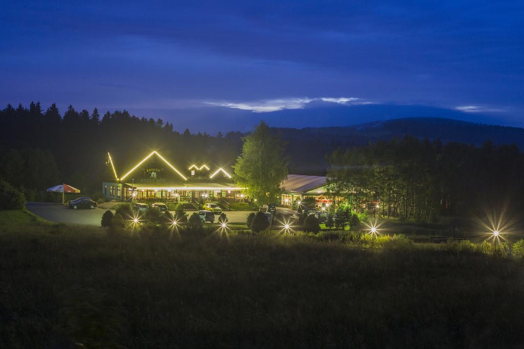 Zajazd Byczy Rog Międzylesie Buitenkant foto