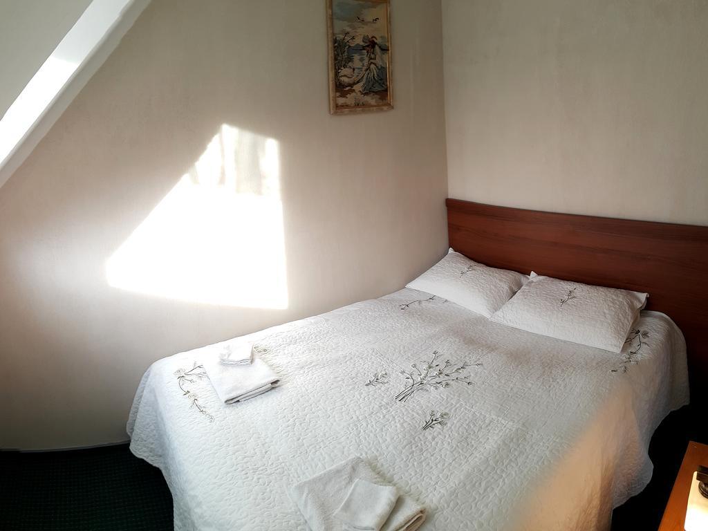 Zajazd Byczy Rog Międzylesie Buitenkant foto